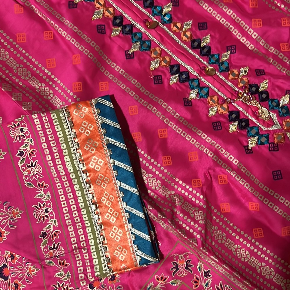 Asian kurta - Picture 2 of 3